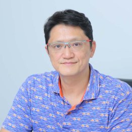 「馬名と勝負服をインプットするには塗り絵が基本です」